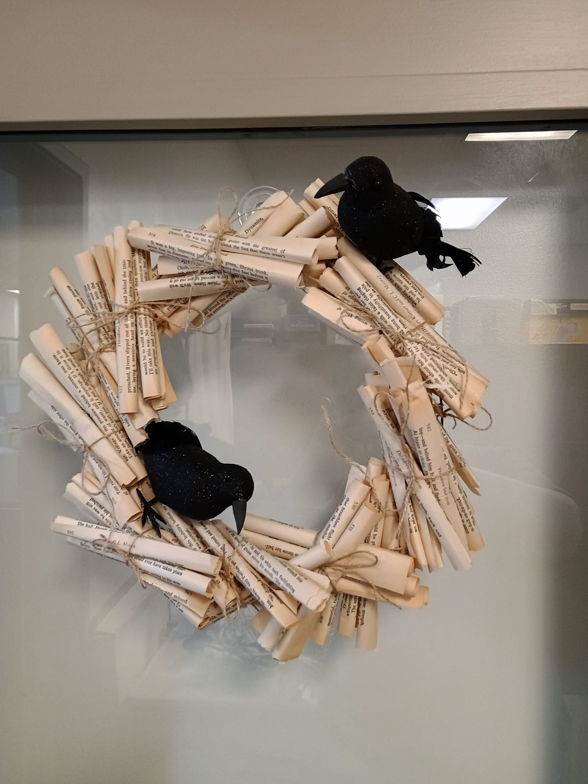 Image of completed raven wreath